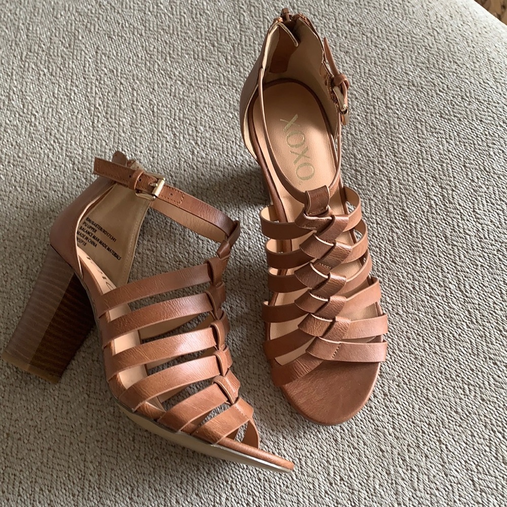 XOXO Baxter Strappy Block-Heel Sandals 😍 NWOB